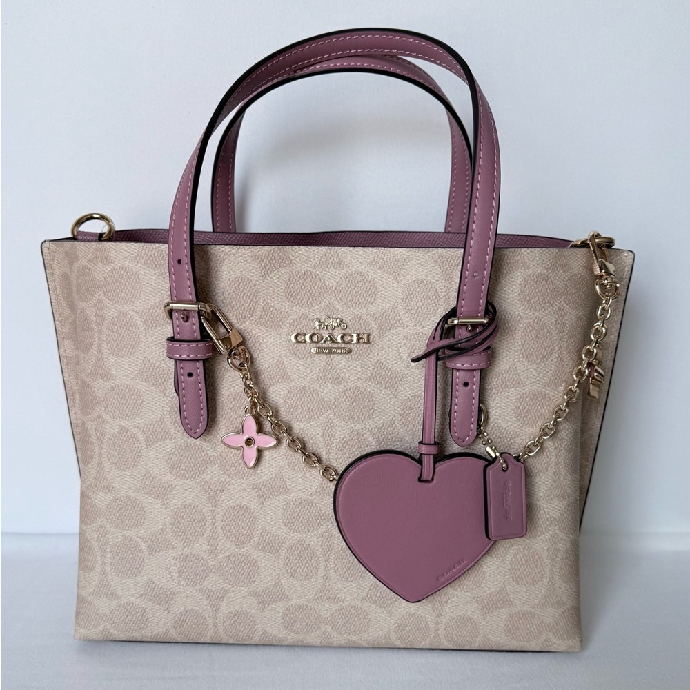 NWT Coach Mollie Tote bag 25 crossbody In peony pink/Gold Heart Charm CDF03